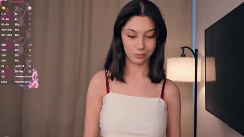 Yumi online show from February 8, 9:46 am