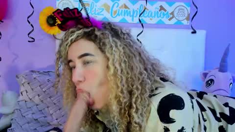 Char 3 online show from November 9, 5:53 pm