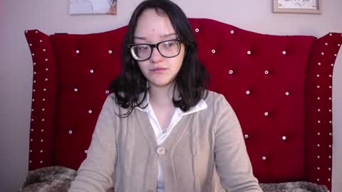 Snapshot of charlotte1_ls chatting on January 27, 9:33 pm charlotte1_ls online show from January 27, 9:33 pm