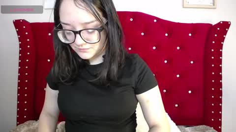 Snapshot of charlotte1_ls chatting on January 12, 9:29 pm charlotte1_ls online show from January 12, 9:29 pm
