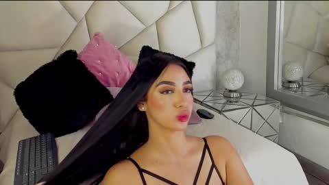   Charlotte  online show from December 19, 8:45 pm