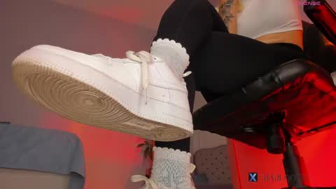 charlotte  grey online show from April 11, 8:23 pm