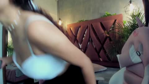 Charlotte online show from December 28, 6:50 pm