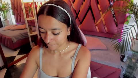 Charlotte online show from January 9, 7:18 pm