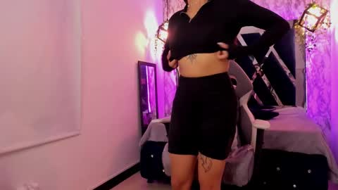 Charlotte online show from February 11, 7:05 pm