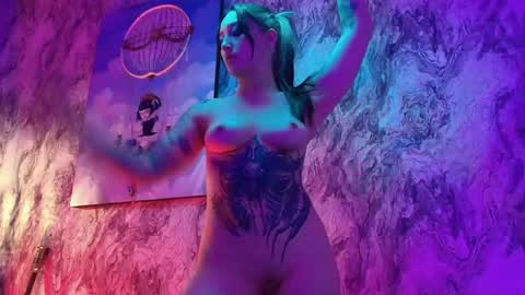 Charlotte online show from April 24, 7:05 pm