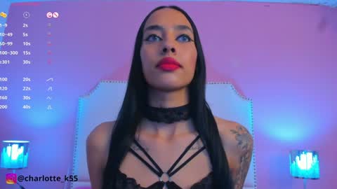 Snapshot of charlotte_kisss chatting on December 11, 8:18 pm Charlotte online show from December 11, 8:18 pm