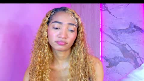 CHARLOTTE online show from November 15, 1:34 pm