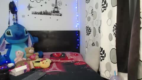 Charlotte luna95 online show from January 6, 1:20 am