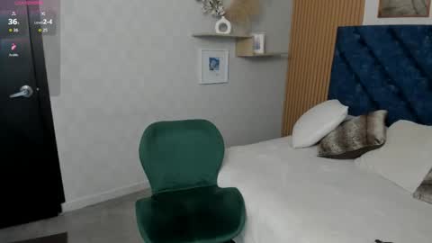 Charlotte Mayers online show from April 25, 12:41 pm