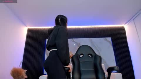 Charlotte  Everyday From 0700 to 1300 Col Time online show from November 25, 11:23 am