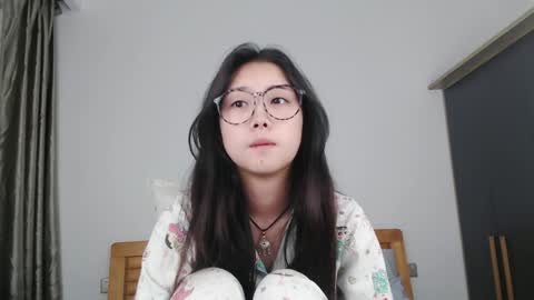 Charlotte online show from December 12, 2:00 pm