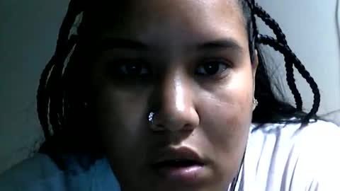 charlottequeen_21 online show from April 23, 12:40 pm