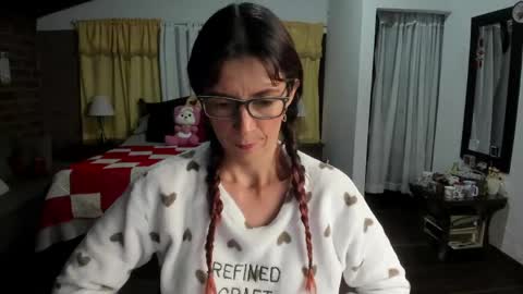 Charlotte online show from April 21, 2:51 am