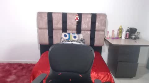 Dahiana online show from December 22, 5:12 am