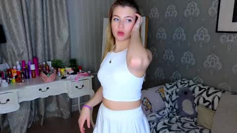 Aster online show from April 23, 6:32 pm