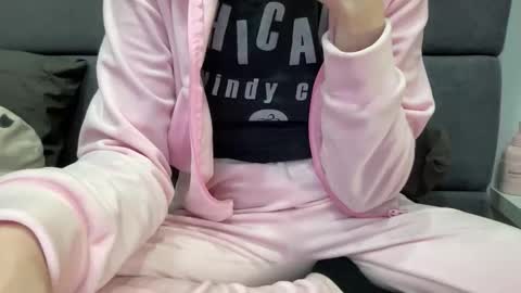 Vicky online show from April 25, 10:29 pm