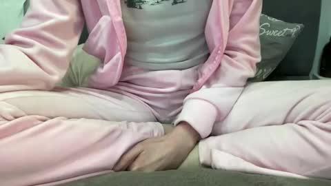 Vicky online show from April 20, 8:01 pm