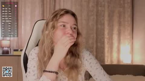 Emilia online show from June 24, 4:11 am