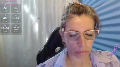 CHAYLA VICTORIA RUIZ  online show from June 9, 1:54 pm