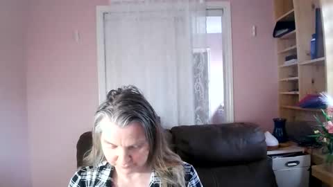 chealsiek online show from June 9, 2:05 pm
