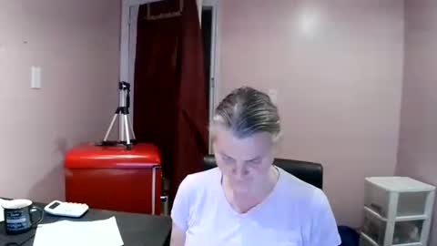 chealsiek online show from November 9, 1:45 am