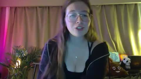 CheekyNightOwl online show from September 12, 8:38 pm