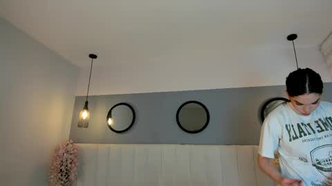 chelsea_bolton_ online show from April 22, 12:24 pm