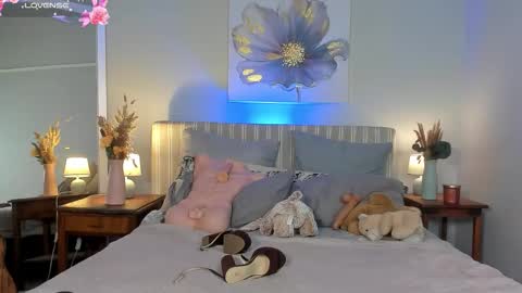 Chelseaquinn online show from March 25, 9:01 am