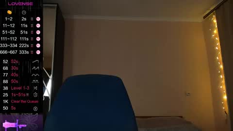 Emily online show from April 20, 6:22 pm