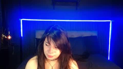 cherry_darck online show from April 21, 2:02 pm