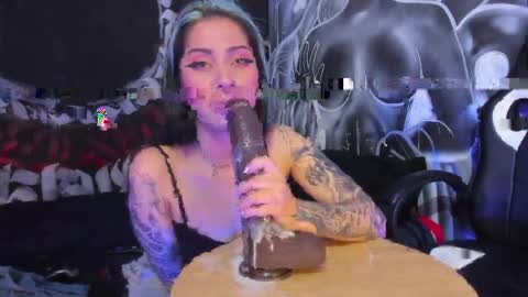 cherry jenklins87 online show from April 27, 1:19 pm