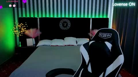 Cherry Wipe online show from May 4, 1:04 pm