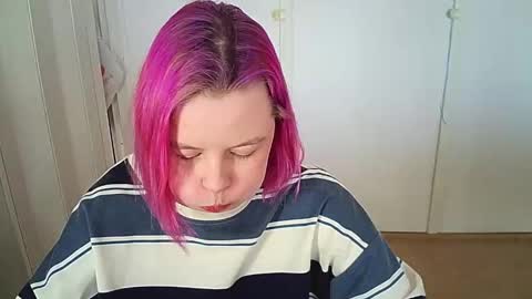 cherrybaby_0 online show from March 10, 7:45 am