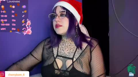 Snapshot of cherrybom_ chatting on December 25, 1:20 am dayis independent model online show from December 25, 1:20 am