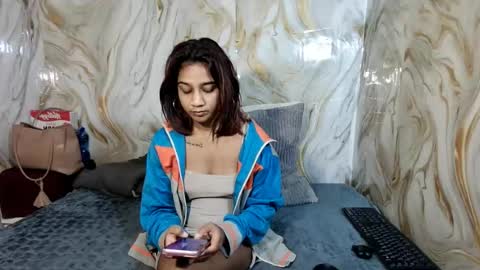 leah is the name online show from August 9, 4:07 am