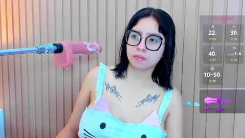 Cherryl online show from November 18, 8:32 pm