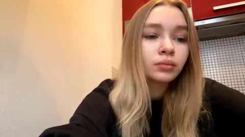 Lei online show from February 10, 7:11 am