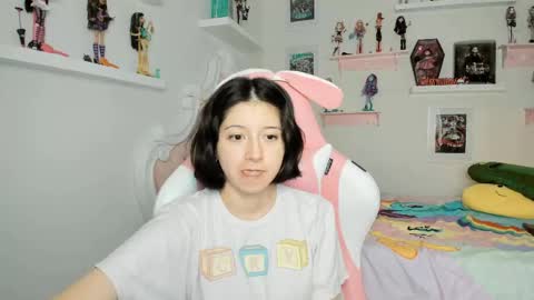 cherrycute666 online show from April 27, 4:53 am
