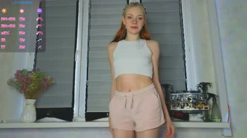 Lysia online show from April 24, 2:20 pm