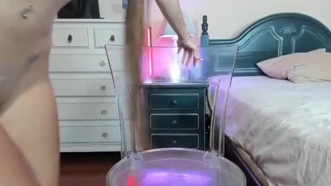 cherryybb online show from April 25, 11:24 pm