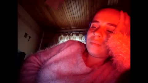 Snapshot of cherymoon89 chatting on December 10, 10:38 am CherryMoon online show from December 10, 10:38 am