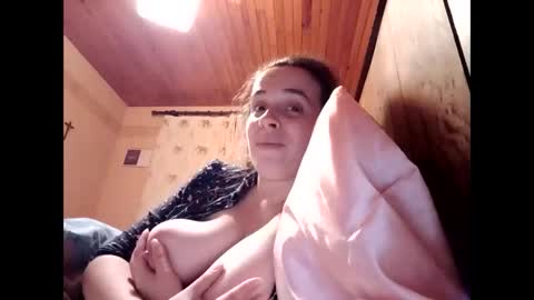 Snapshot of cherymoon89 chatting on December 3, 5:12 pm CherryMoon online show from December 3, 5:12 pm