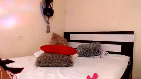  Valentina  online show from June 11, 12:32 am