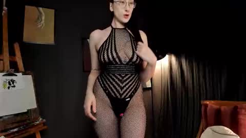 Nina   online show from March 21, 6:02 pm