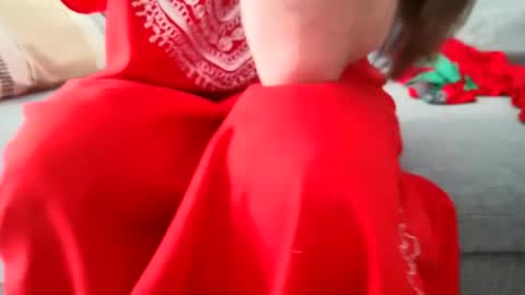 yoursensualparadise online show from July 5, 9:37 am