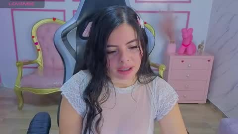 Kelly online show from April 27, 1:52 pm