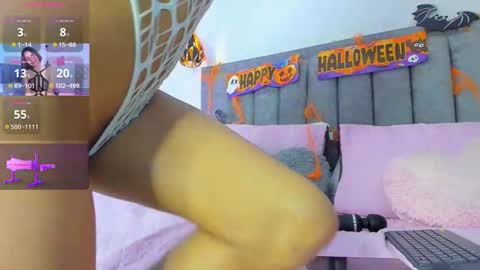 Snapshot of chloe5__ chatting on October 13, 9:39 pm C H L O E online show from October 13, 9:39 pm