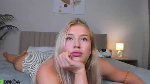 Chloe online show from July 21, 2:34 am