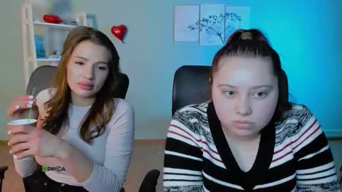 chloe_berry1 online show from February 25, 3:10 pm
